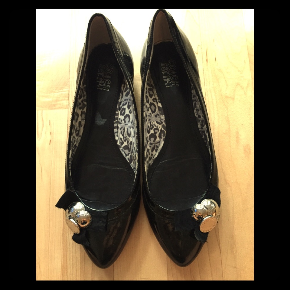 Coach Signiature Patent Leather Flats