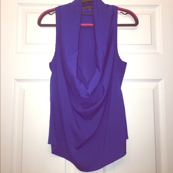 ✨Beautiful blue blouse✨ - Picture 3 of 8