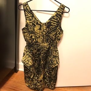 Metropark - Black and yellow satin dress
