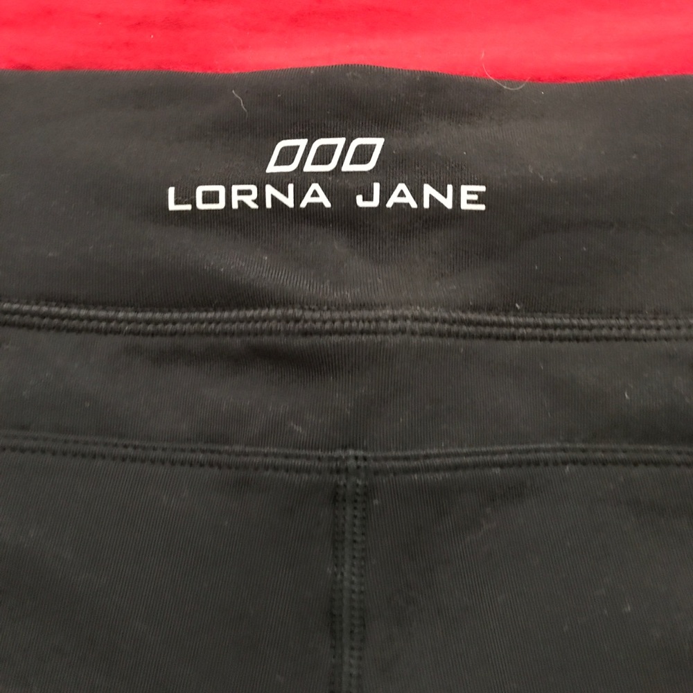 Black Lorna Jane XL Capri Leggings