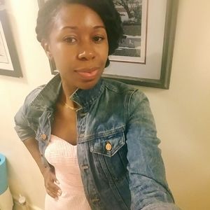 Meet your Posher, Jenelle