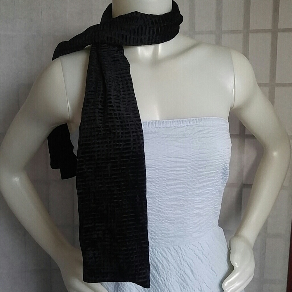 Scarf - Picture 5 of 7