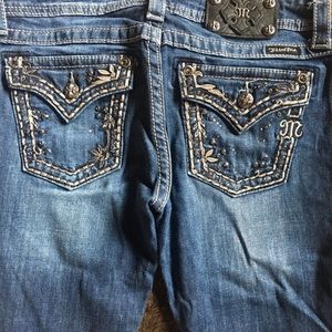 Miss Me Jeans with embellished pockets