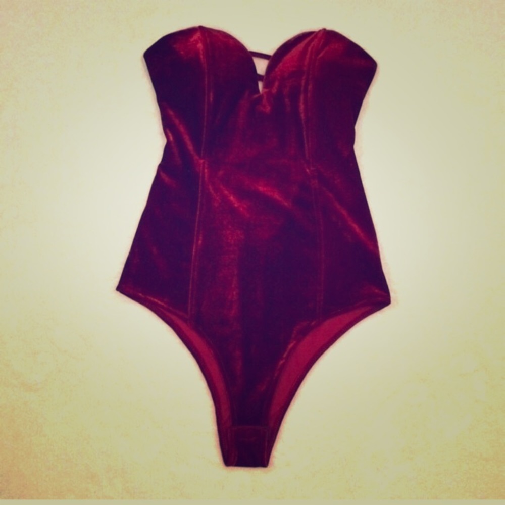 velvet leotard in black