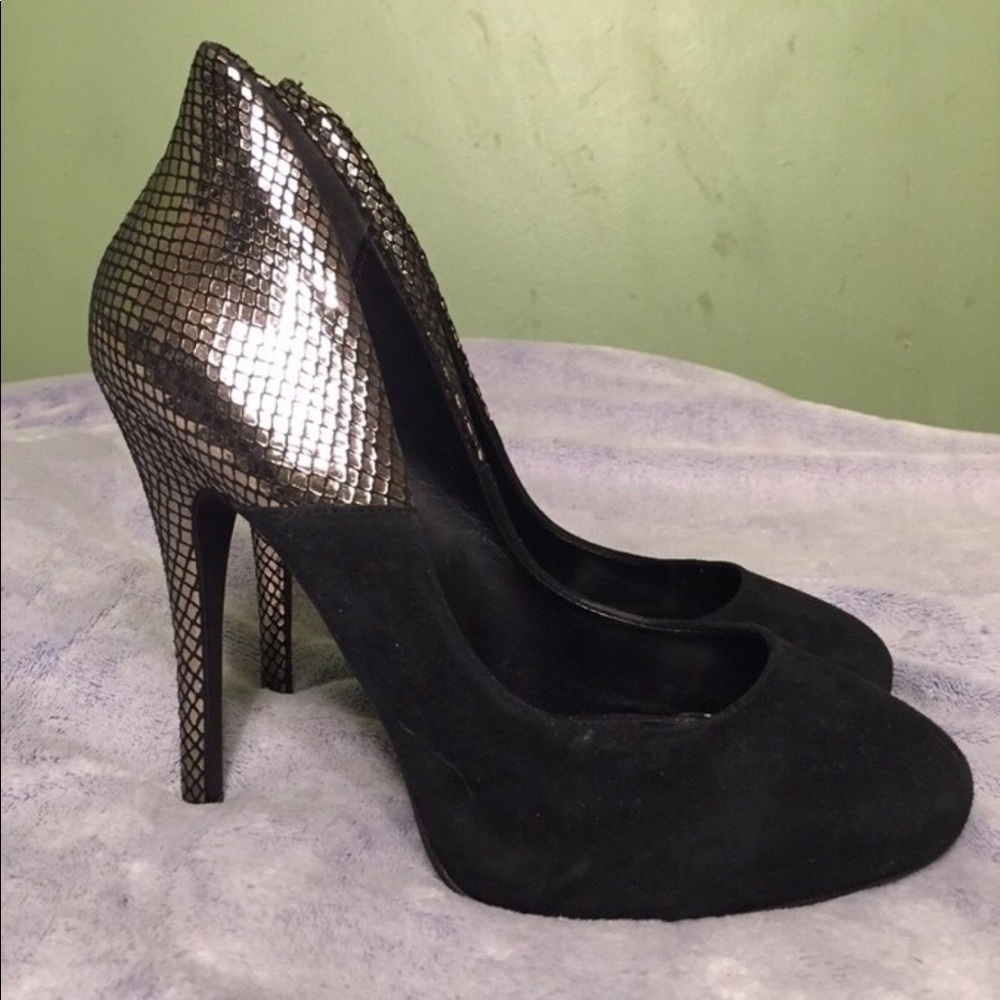 Aldo silver and black pumps
