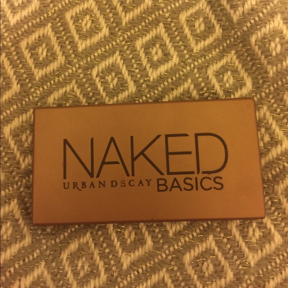 Naked basics eyeshadow palette