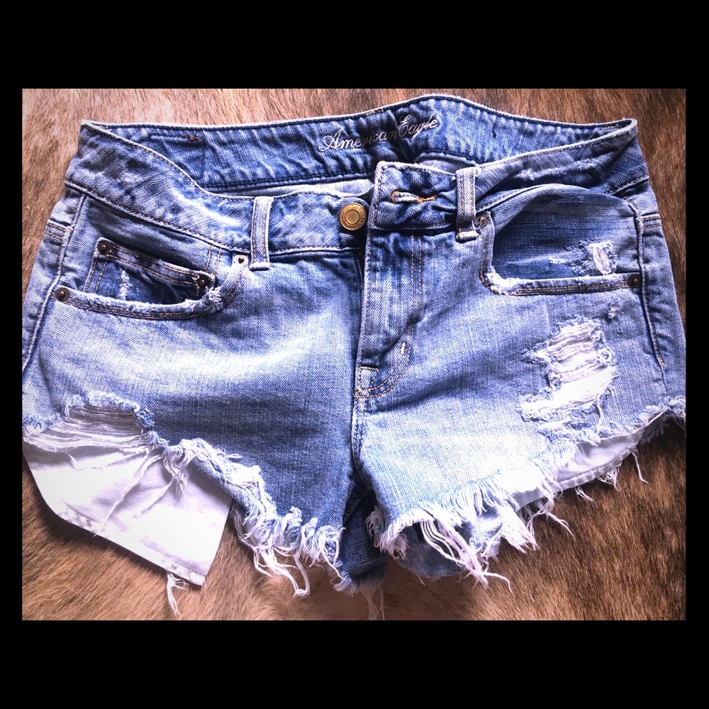 American Eagle distressed Shorts