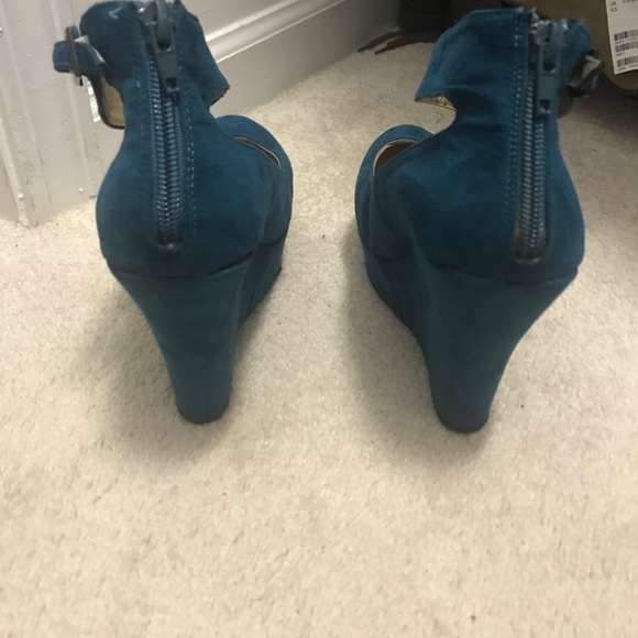 Forever 21 ankle strap wedges - Picture 4 of 5