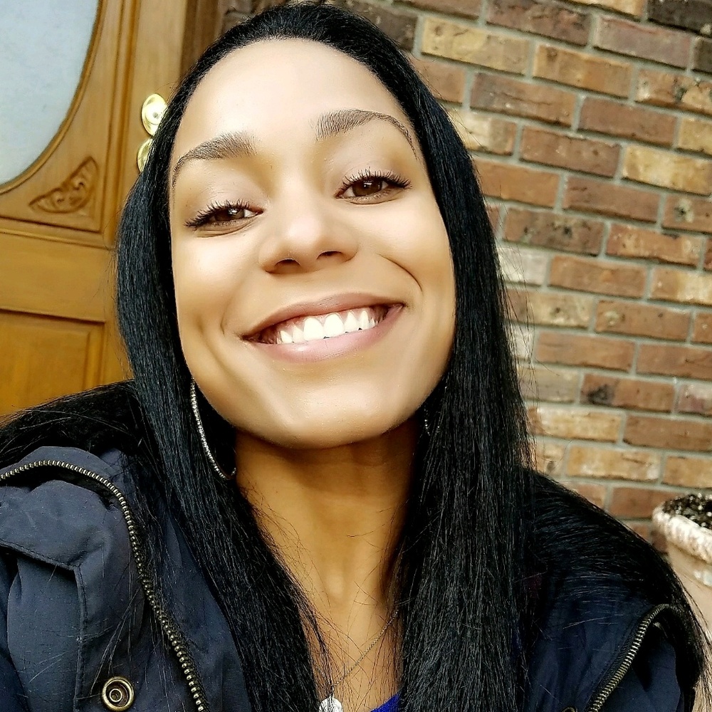 Meet your Posher, Cristina