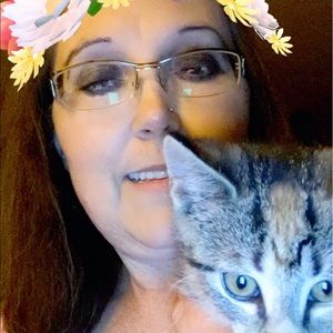 Meet your Posher, Renea
