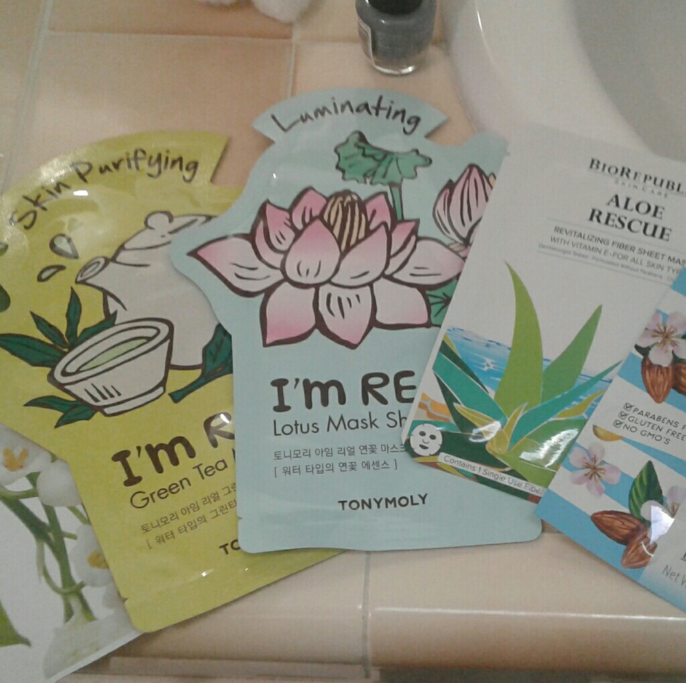 5 assorted face masks