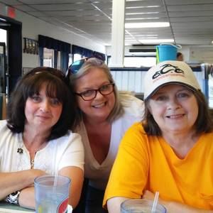 Meet your Posher, Denise perry