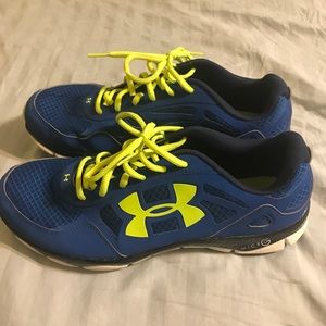 Men's under armour tennis shoes
