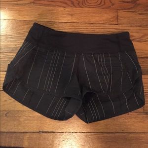 Lululemon Athletic Speed Short 2.5"