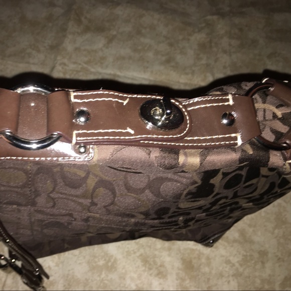 Authentic Coach Shoulder Bag - Picture 2 of 3