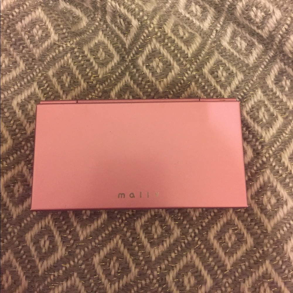 Mally 24/7 professional blush