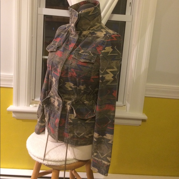 SALE ⏳ Urban Outfitters Ecoté Light Aztec Jacket - Picture 1 of 7