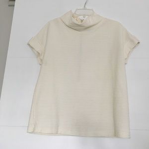 9-hi5 cream top