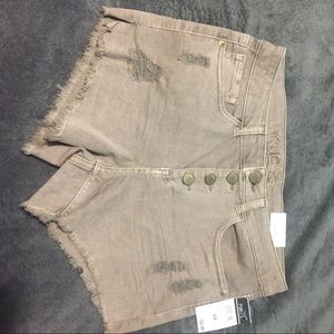 Hi waisted Khaki Shorts