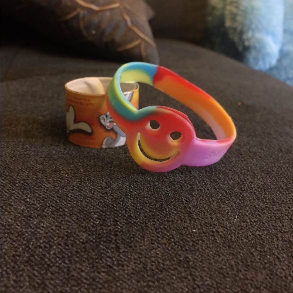 2-4-1 FUN Bracelets - TyeDye & Bugs Bunny