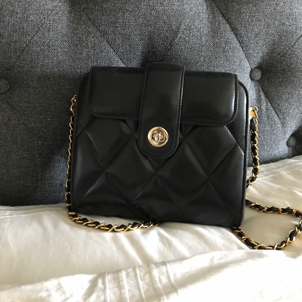 Vintage Italian Leather quilted purse handbag