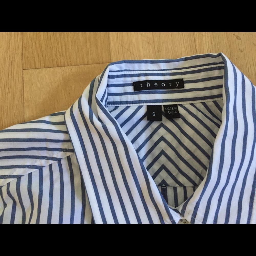 Theory button down shirt, new condition