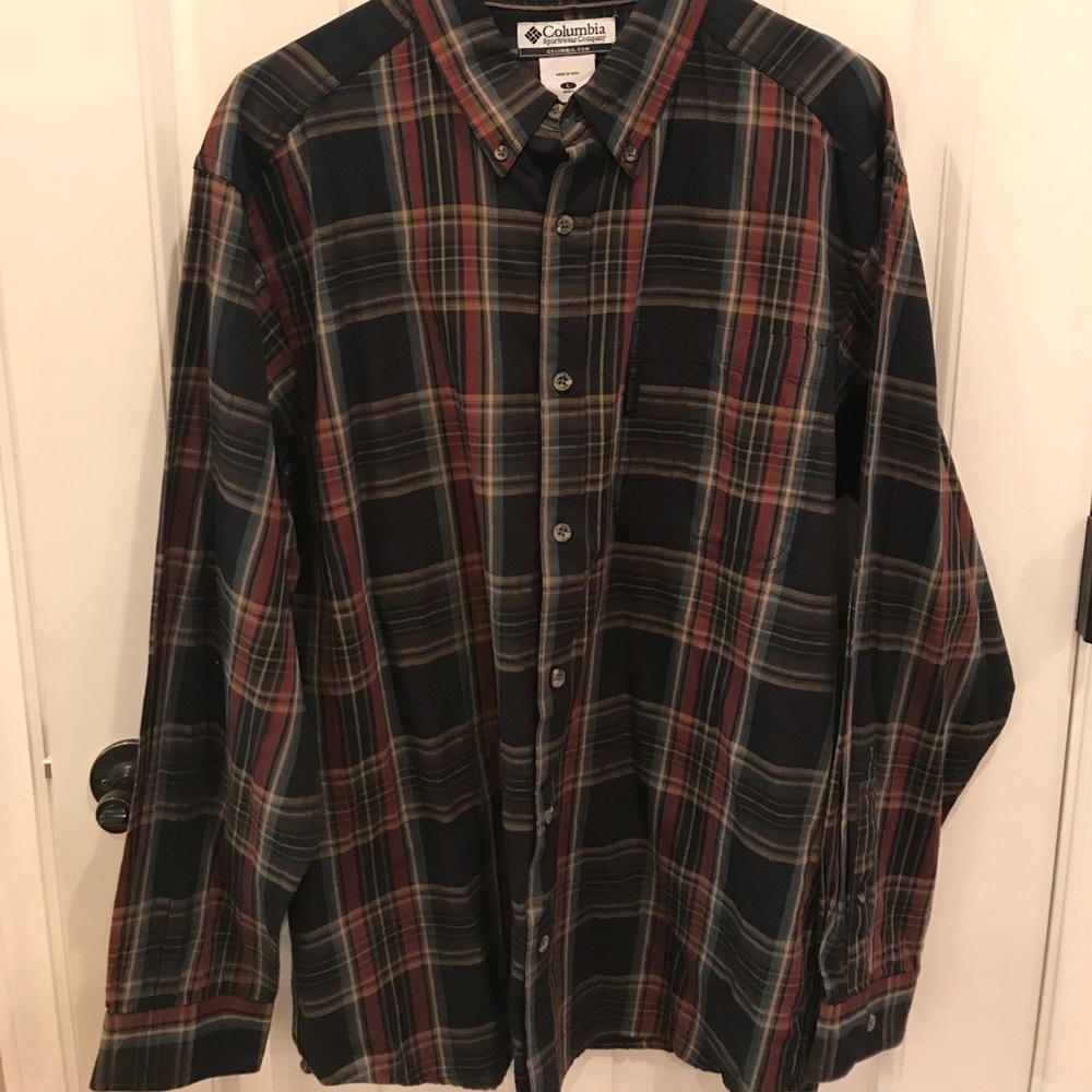 Columbia Button Down Shirt