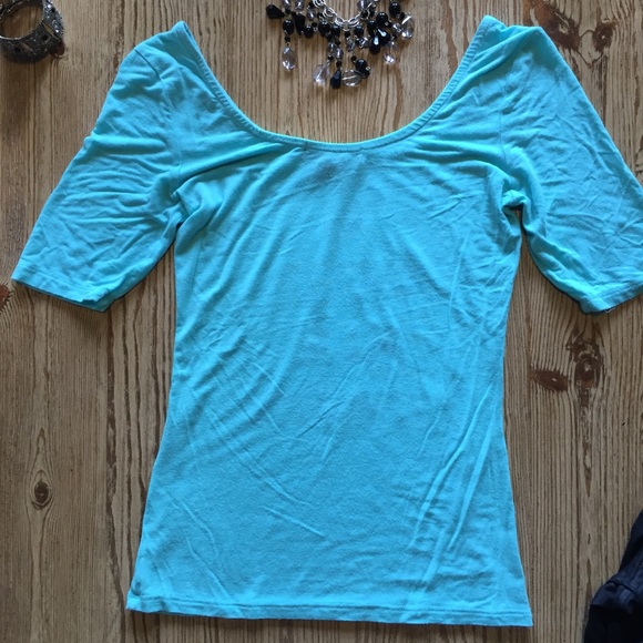 ◾️We Should All Be Feminists Top◾️ - Picture 3 of 8