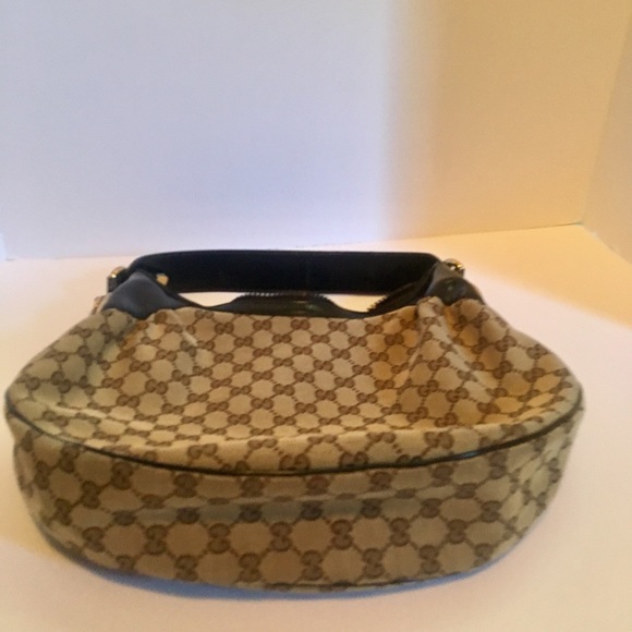 Authentic Gucci Hobo - Picture 6 of 8