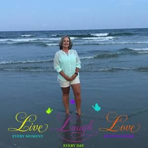 Meet your Posher, Kendra