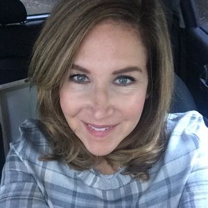 Meet your Posher, Lia