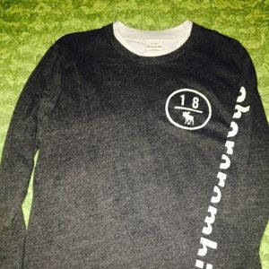 Long sleeve tee