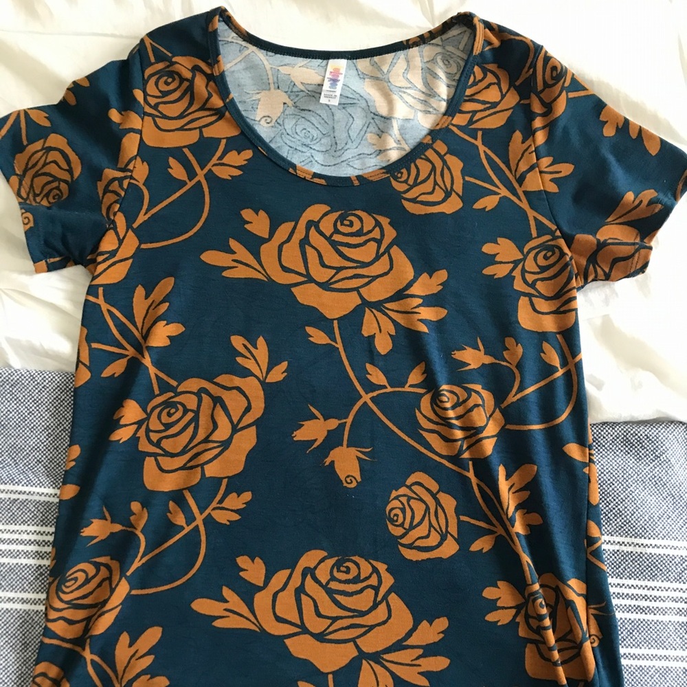 Rose top