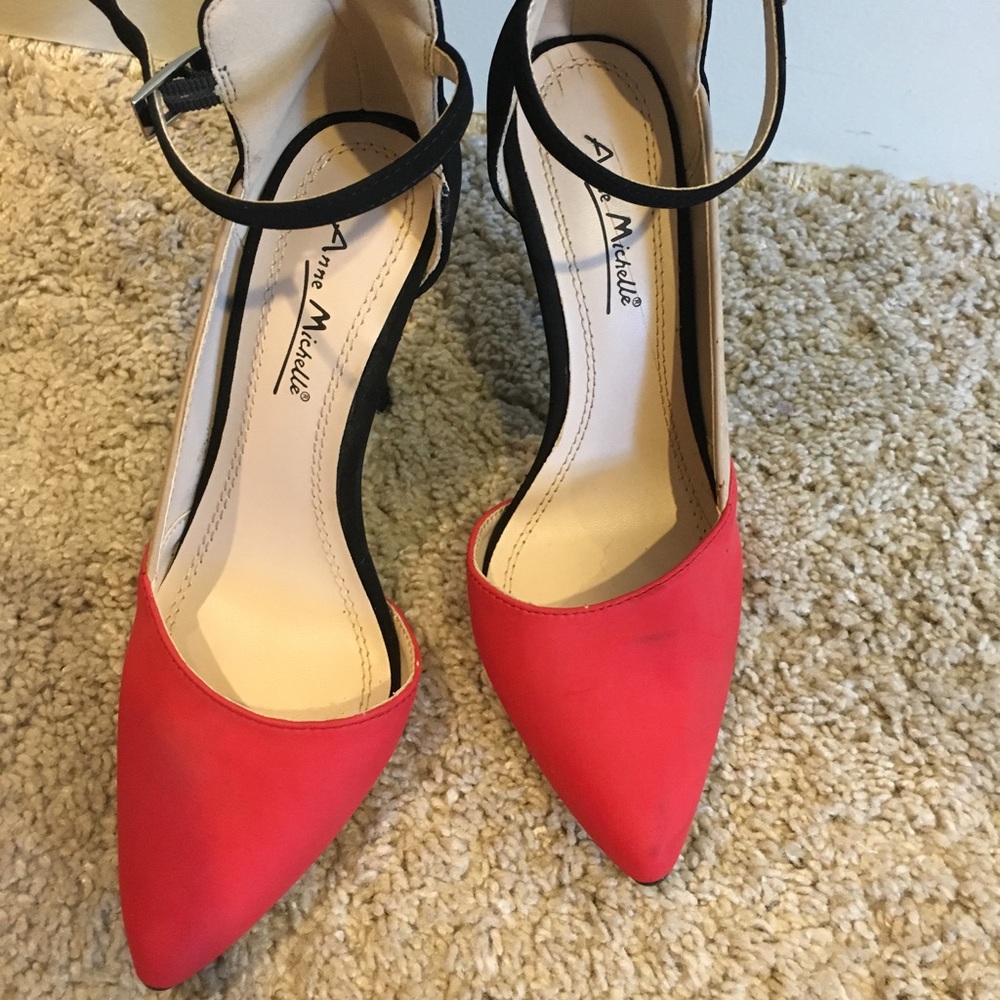 Color block pumps in size 5.5