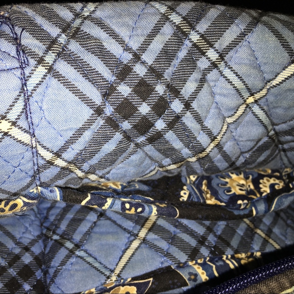 Authentic Vera Bradley shoulder bag - Picture 3 of 3