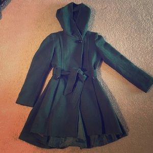 Green coat with fairy tail hood