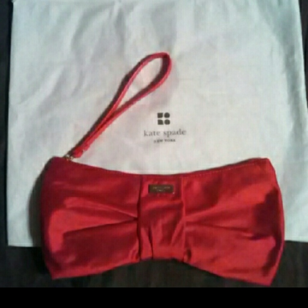 NEW kate spade bow wristlet