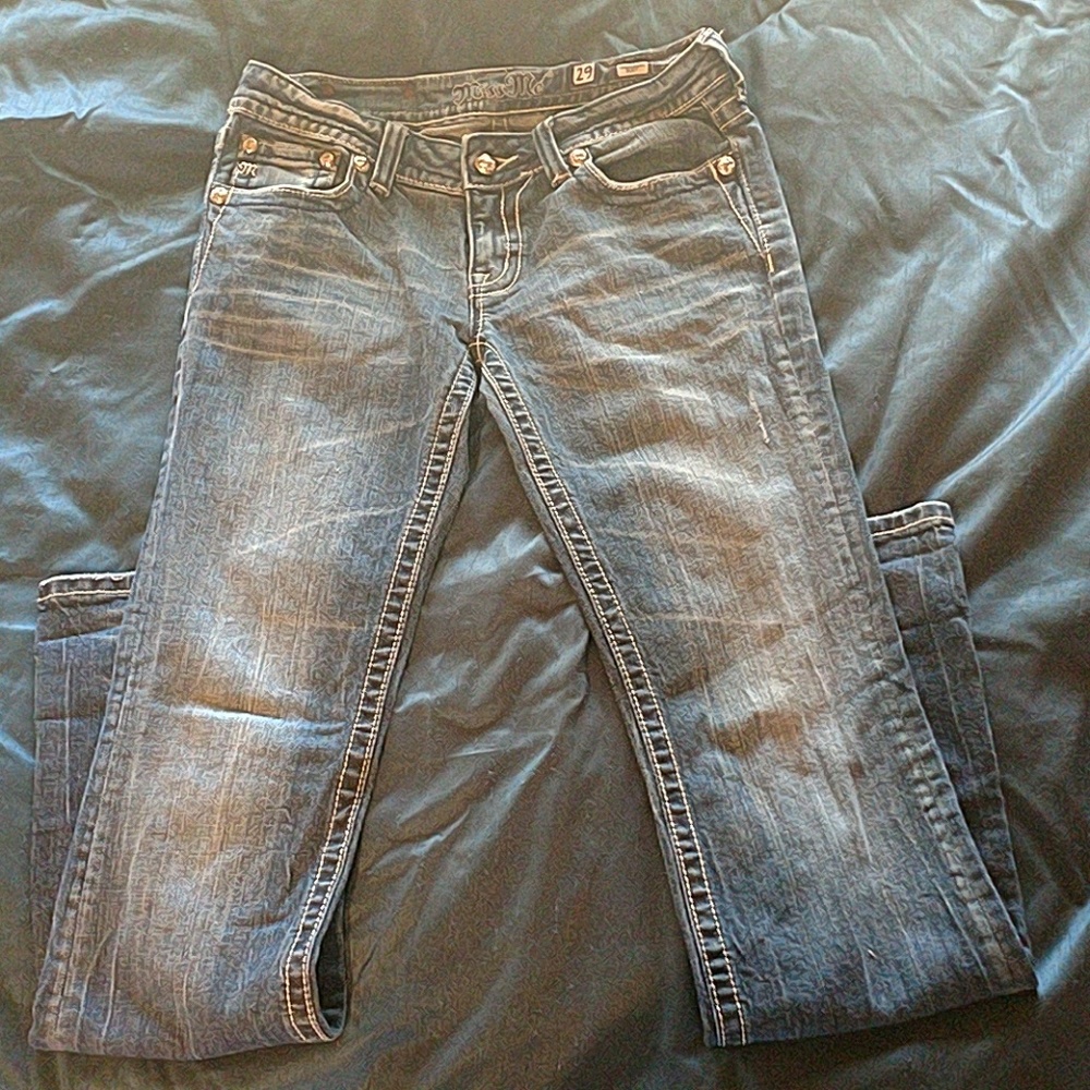 NICE Miss Me jeans with bling, Like new!!