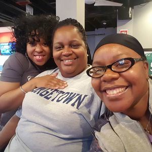 Meet your Posher, Sharon