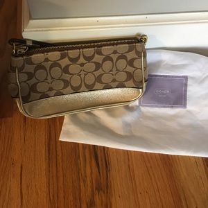 In great condition Coach handbag