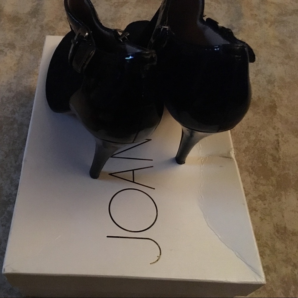 JOAN and David peep toe booties - Picture 3 of 4