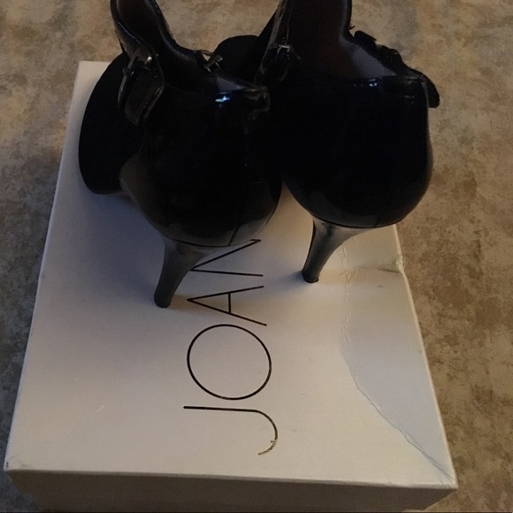 JOAN and David peep toe booties - Picture 3 of 4