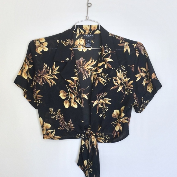Vintage Floral Print Crop Top - Picture 2 of 8