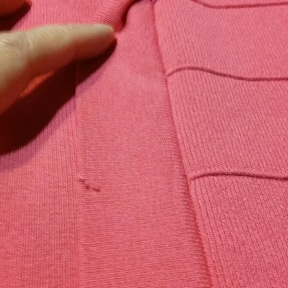 Beautiful Rose Colored Sweater - Picture 5 of 6