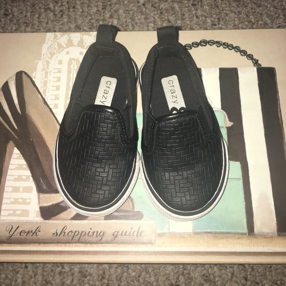 Crazy 8 toddler slip ons