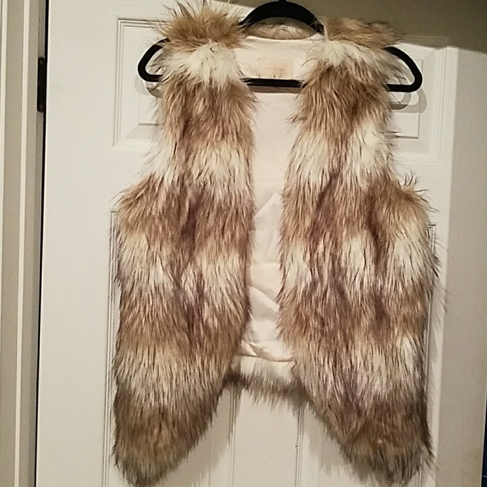 Skies Are Blue Faux Fur Vest.