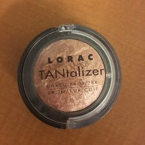 LORAC TANtalizer Baked Bronzer