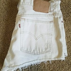 White distressed Levis shorts!!