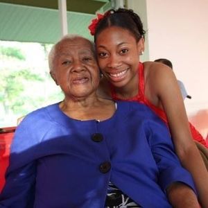 Meet your Posher, Julianna