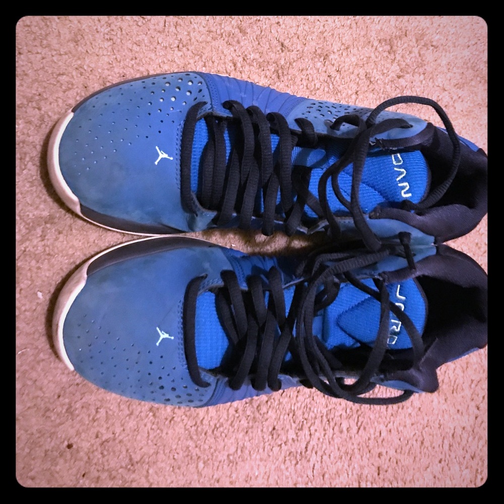 Royal blue Michael Jordan men’s sz 9
